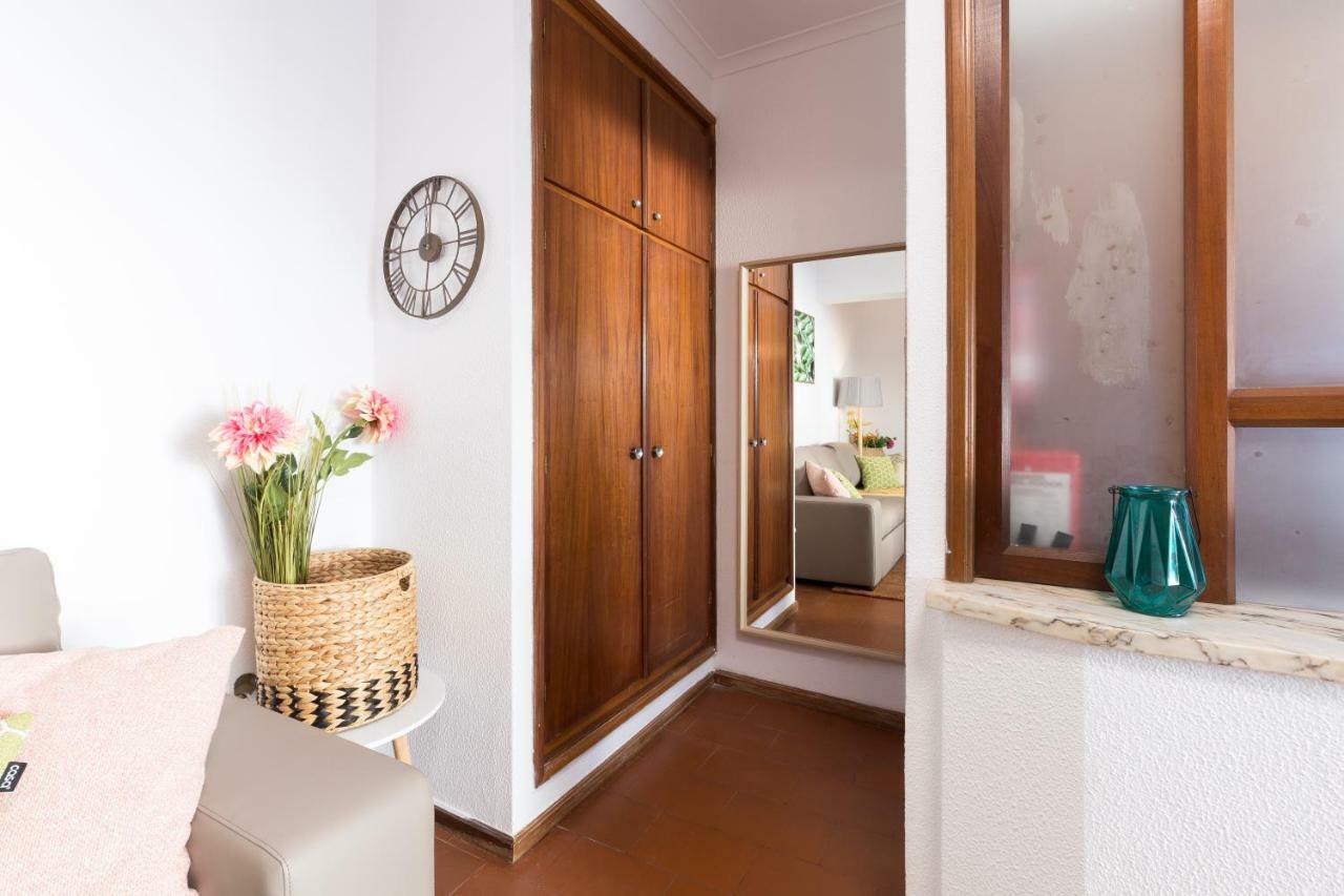 2 Comfy Bright Flats With Netflix Apartamento OOporto Exterior foto